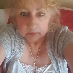 Meet your Posher, Yolanda